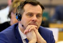 Ukrajina přemýšlí o volbách. I žádá o pomoc Ukrajina