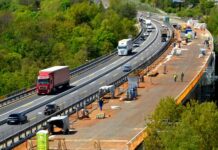 Dálniční známka zdraží na 2 300 Kč. A bude se i valorizovat dalnicni