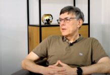 Než si pořídíte soláry, zateplete si dům, radí ekonom ekonom