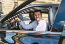 Lidovečtí ministři mají auta na vodík, chtějí jít příkladem auta