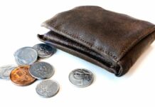 Mzdově-inflační spirála je nesmysl, ukázal další pokles reálné mzdy mzdy