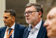 Rozdíl v příjmech a výdajích státního rozpočtu je 271,4 miliardy rozpoctu