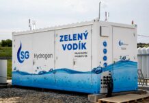 Elektrolyzér v Napajedlech vyrobil první kilogramy vodíku vodiku