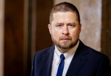 Chceme být banda jestřábů, nebyla slova guvernéra Aleše Michla alese_michla