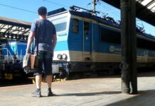 Správa železnic dá cestujícím napít zdarma zeleznic