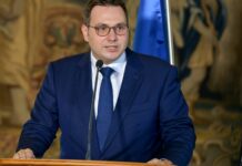 Ministr Lipavský nenechal na Rusku nit suchou Lipavsky