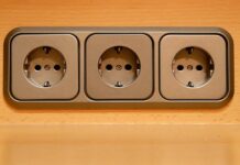 Ceny energií jsou nahoře i kvůli poplatkům dodavatelů energii