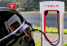 V USA narazili na vysoké ceny elektroaut a málo nabíječek elektroaut