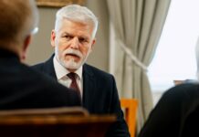 Prezident podepsal konsolidační balíček. Hovořil i o úlevě pro lidi prezident