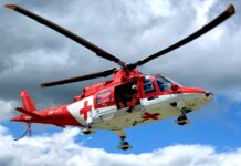 Na EHIC dostanou lidé v cizině jen nezbytnou péči, ostatní si platí nezbytnou_peci