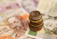 Transformované penzijní fondy opustilo rekordních 338 tisíc lidí penzijni