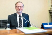 Seberme politickým stranám a hnutím naše peníze. Prospějeme jim stat