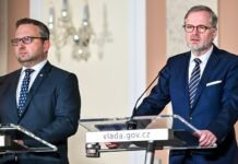 Výpověď bez udání důvodu: Fiala ji chce, Jurečka je proti vypoved