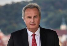 Analýza: Otěže české zahraniční politiky přebírá Tomáš Pojar Tomáš Pojar