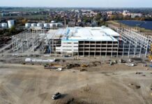 Zájem o výrobní a logistické haly propadl o desítky procent propadl