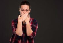 25 % Čechů se o svém příjmu nebaví ani se svými nejbližšími Cechu