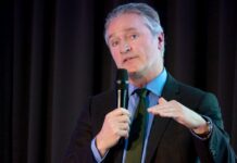 Vznikla nám tu technologická ekonomika, říká John O’Toole John_O'Toole