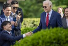 USA zavádějí cla na produkci z Číny, kterou doma samy podporují cla