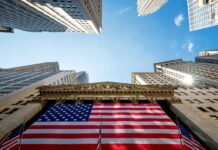 V USA brzdí inflace i spotřeba. Kdy FED sníží úroky, ale jasno není v_USA