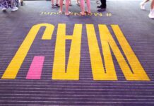 Praha: Zabili Máj, parchanti! maj