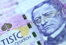 Po růstu v červenci deficit státního rozpočtu v srpnu znovu klesl deficit