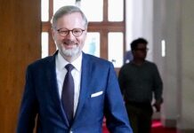 Vláda Petra Fialy si půjčí, aby měla na sanaci škod po povodních po_povodnich