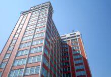 Město Zlín zvedlo daň z nemovitosti pětinásobně. Teď ji snižuje Zlin