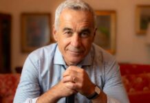 Rumuni volí prezidenta. Vítěz 1. kola odmítá vojenskou pomoc Ukrajině Rumuni