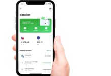 Aplikace XTB nabízí elektronickou peněženku i multiměnovou kartu XTB