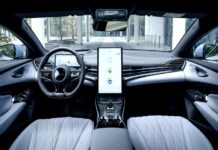 Čínské součástky v autech vadí. Jsou totiž bezpečnostním rizikem autech