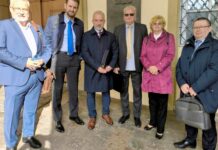 Odbory vládě poděkovaly. Platy ve veřejné sféře stoupnou o 1 400 Kč odbory