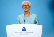 ECB ponechala sazby na stávajících úrovních ECB