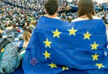 Ekonomika EU ve 3. čtvrtletí stagnovala. Americká ekonomika roste ekonomika