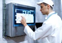 Umělá inteligence už mění trh práce. Na trend ukazují pracovní inzeráty inteligence