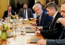 Komentář: Čas sluhů. Čas dluhů. A nově i čas mizerů rozpocet