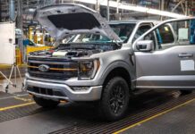 Ford: Hybridní vozidla mají větší popularitu než čisté elektromobily ford