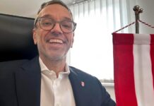 Přišel Kicklův čas? V Rakousku padly „všechny pomyslné hranice“ v_Rakousku
