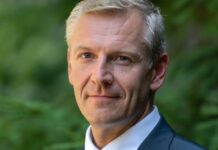 Senátor ODS ostře kritizuje vládní novelu zbraňového zákona senator