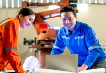 Globální byznysmeni potřebují Čínu a Čína potřebuje je cinu