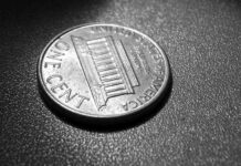 Trump chce zrušit centy. Ražba jednoho stojí více než dva centu