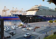 Na opuštěných lodích přežívají tři tisíce námořníků. I jich přibývá namorniku