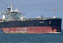 Na palubě tankeru Destan. Převáží ruskou ropu v britských vodách Destan