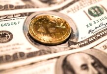 USA vzaly kryptoměny jako rezervu. A v Rusku zavřela kryptoburza kryptomeny