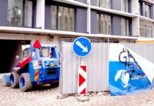 Průmysl, stavebnictví v březnu přidaly. V přebytku zůstává i bilance stavebnictvi