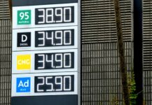 USA útočí na Írán: Kdo nenatankoval včera, ať natankuje dneska Iran