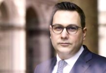 Analýza: Ministr zahraničních věcí Jan Lipavský neví, která bije Lipavsky