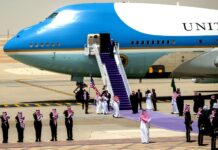 Americký Boeing zvyšuje produkci. I využil pomoci Elona Muska boeing