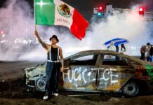 Násilí v Kalifornii provázely útoky na deportační úředníky v_kalifornii