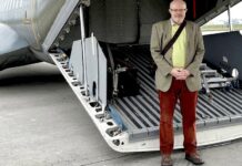 Válek létá na dovolenou s šéfem IT firmy, kterou platí jeho ministerstvo Valek