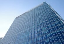 Včas platí faktury 62 % českých firem, v Dánsku je to přes 94 % firem